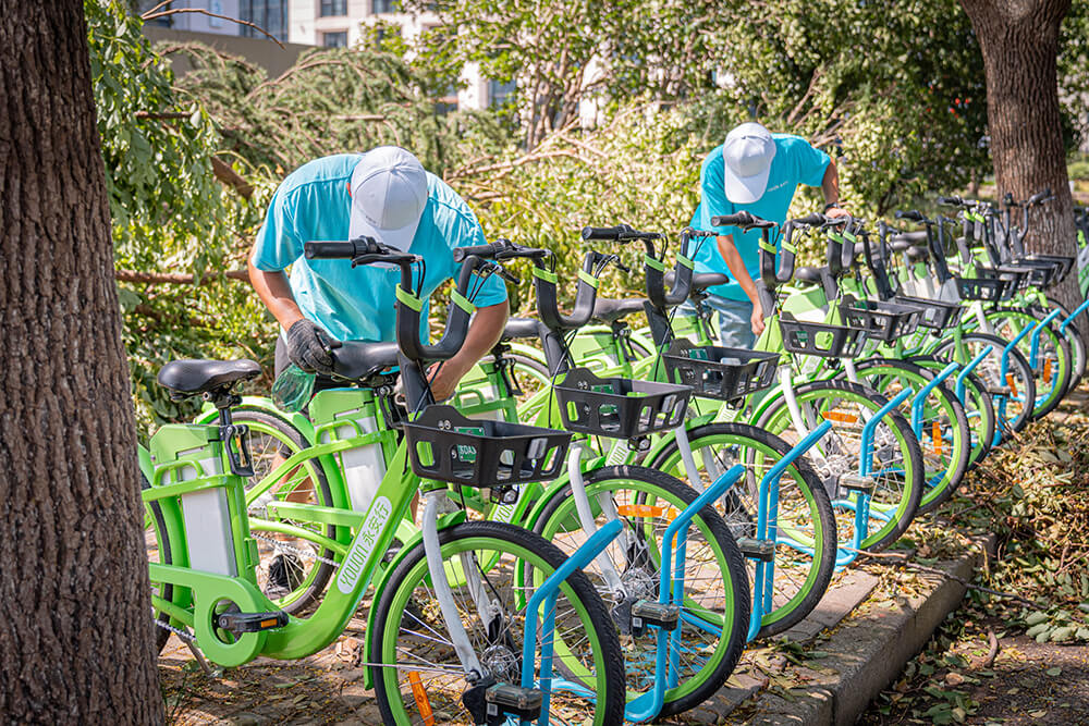 臺風(fēng)貝碧嘉過后公司派出百人維保團隊保障車輛使用1 臺風(fēng)貝碧嘉過后公司派出百人維保團隊保障車輛使用1