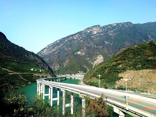 C:\Users\Administrator\Desktop\15.jpg C:\Users\Administrator\Desktop\15.jpg